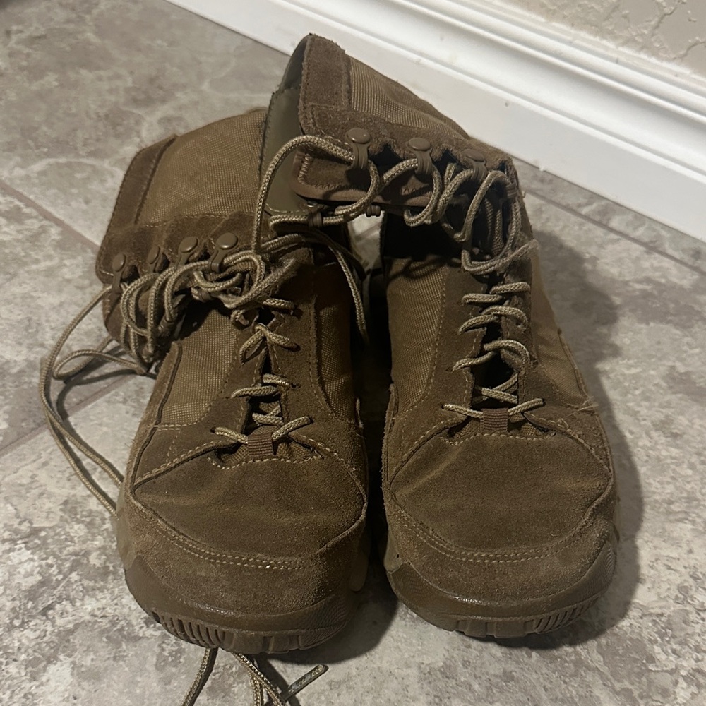 OAKLEY Tactical Boots